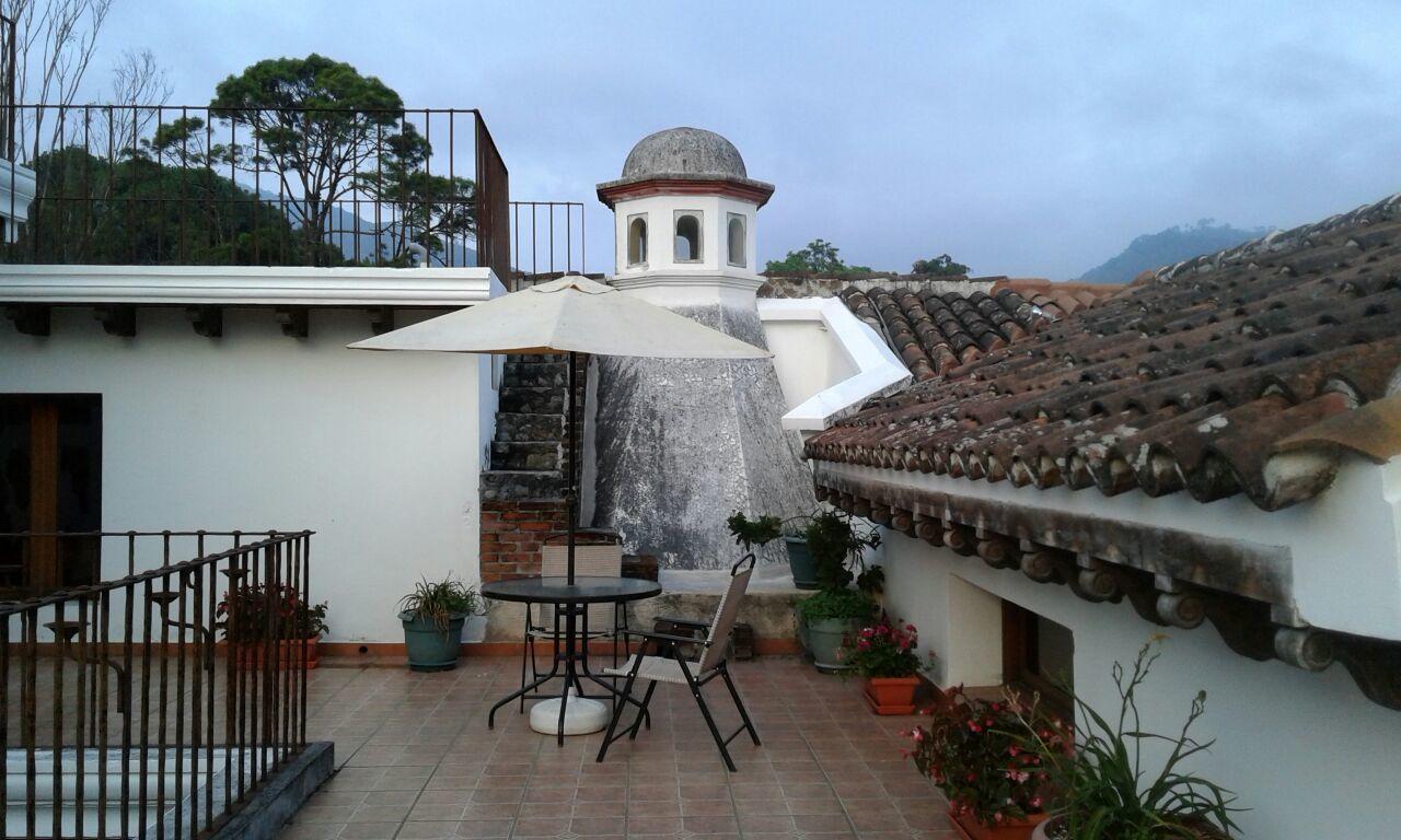 La Casa De La Alameda Bed & Breakfast Antigua Exterior photo
