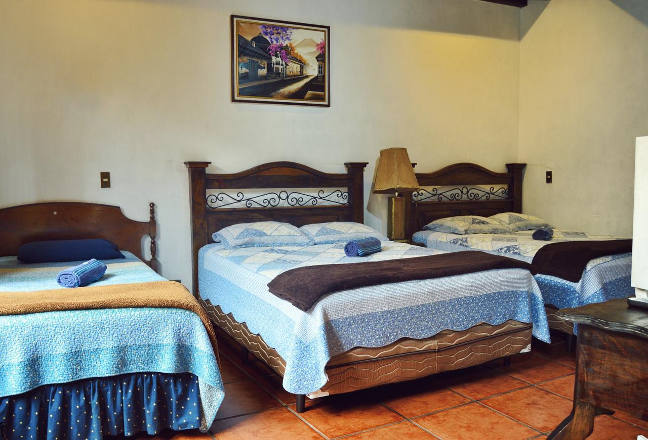 La Casa De La Alameda Bed & Breakfast Antigua Exterior photo